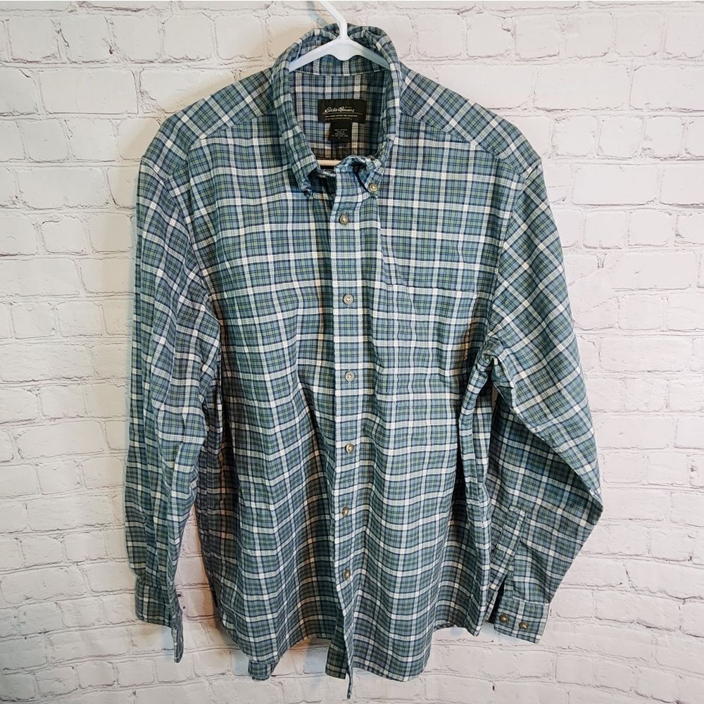 Men's Eddie Bauer longsleeve button-down shirt, size Large